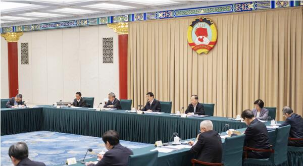 王沪宁主持召开全国政协主席会议 王沪宁主持召开全国政协主席会议